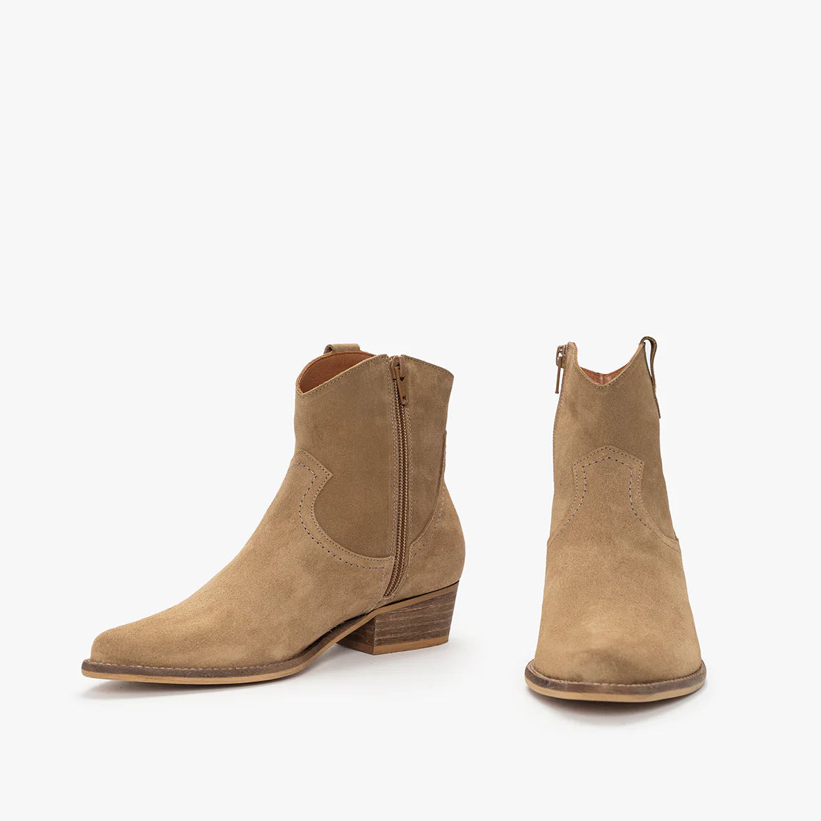 SOFT BROWN LEATHER CAMPER STYLE ANKLE BOOTS